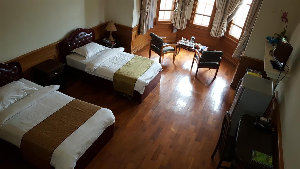 Royal Reward Resort Pyin Oo Lwin Buitenkant foto