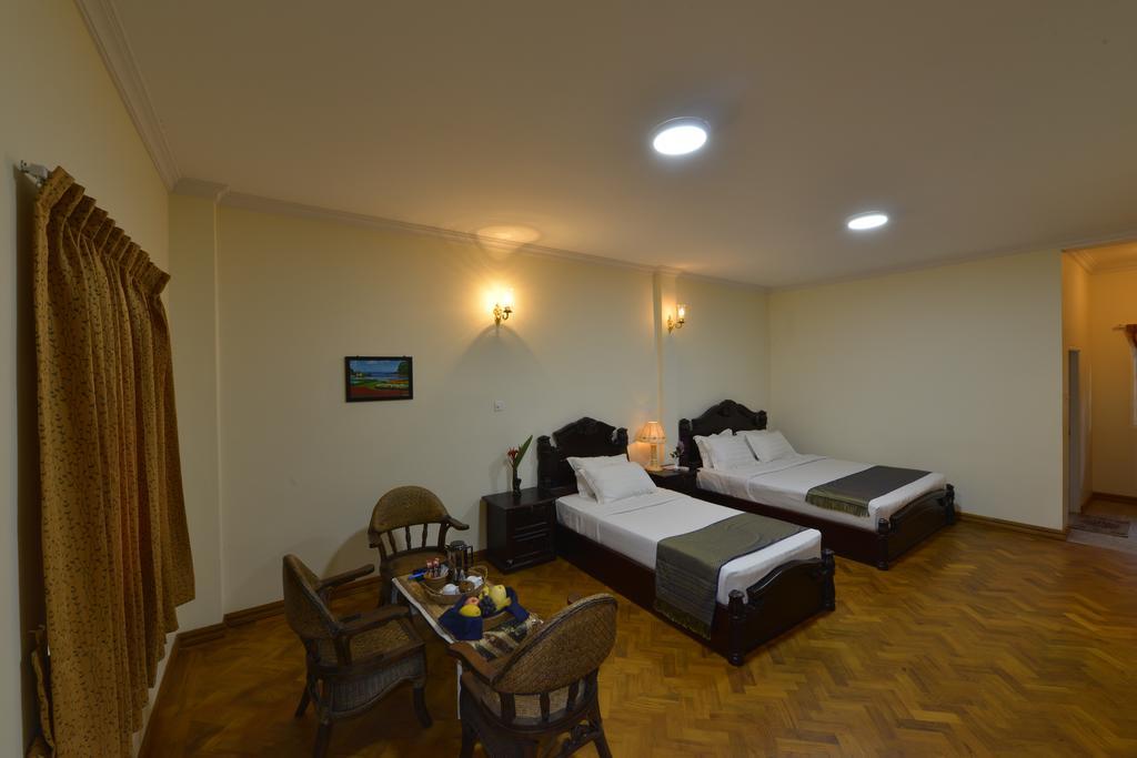 Royal Reward Resort Pyin Oo Lwin Buitenkant foto