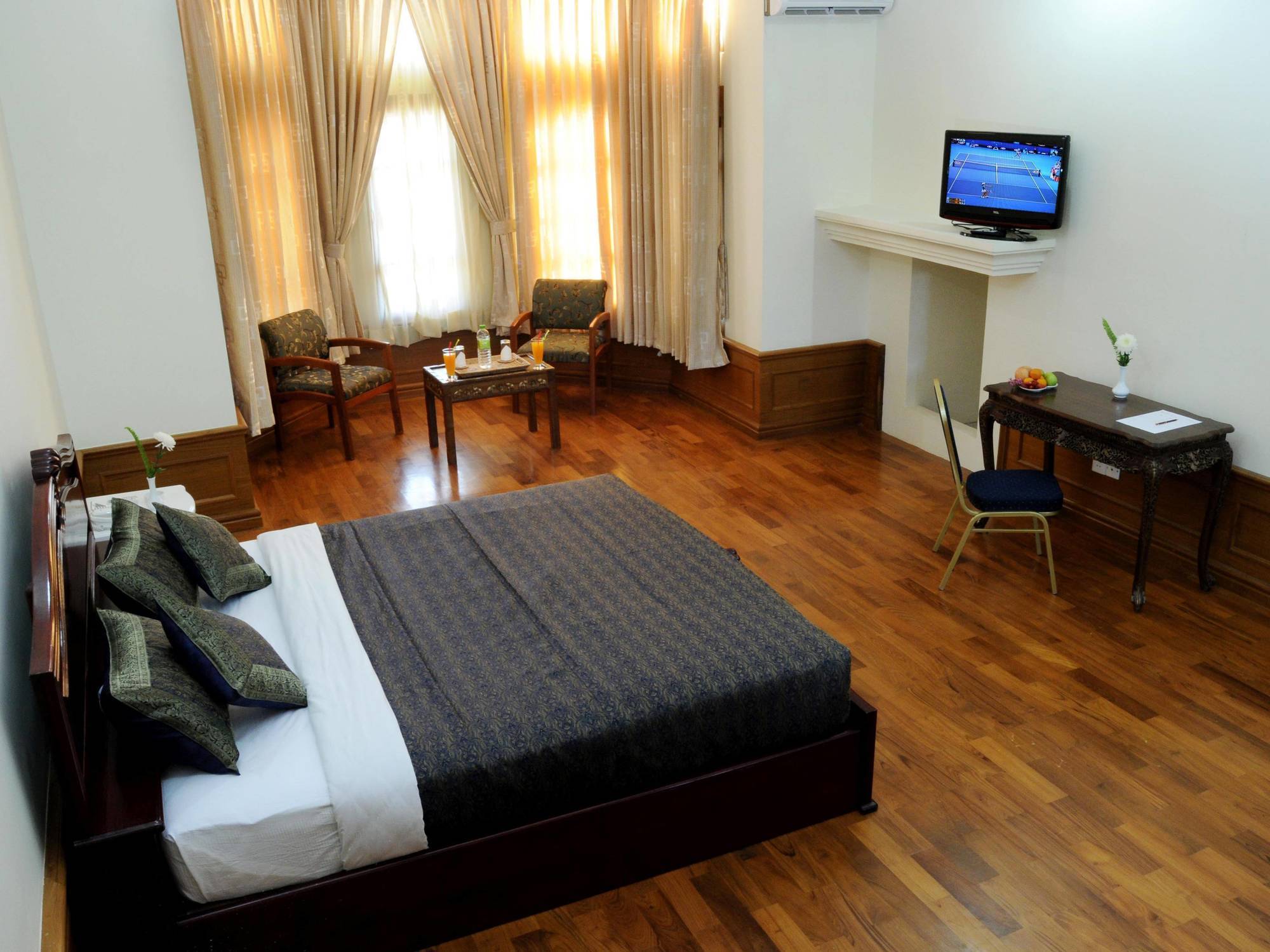 Royal Reward Resort Pyin Oo Lwin Buitenkant foto