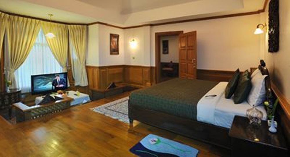 Royal Reward Resort Pyin Oo Lwin Buitenkant foto